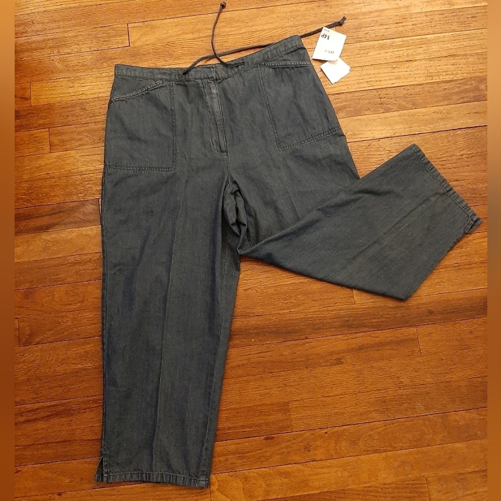 Susan Bristol denim capri pants